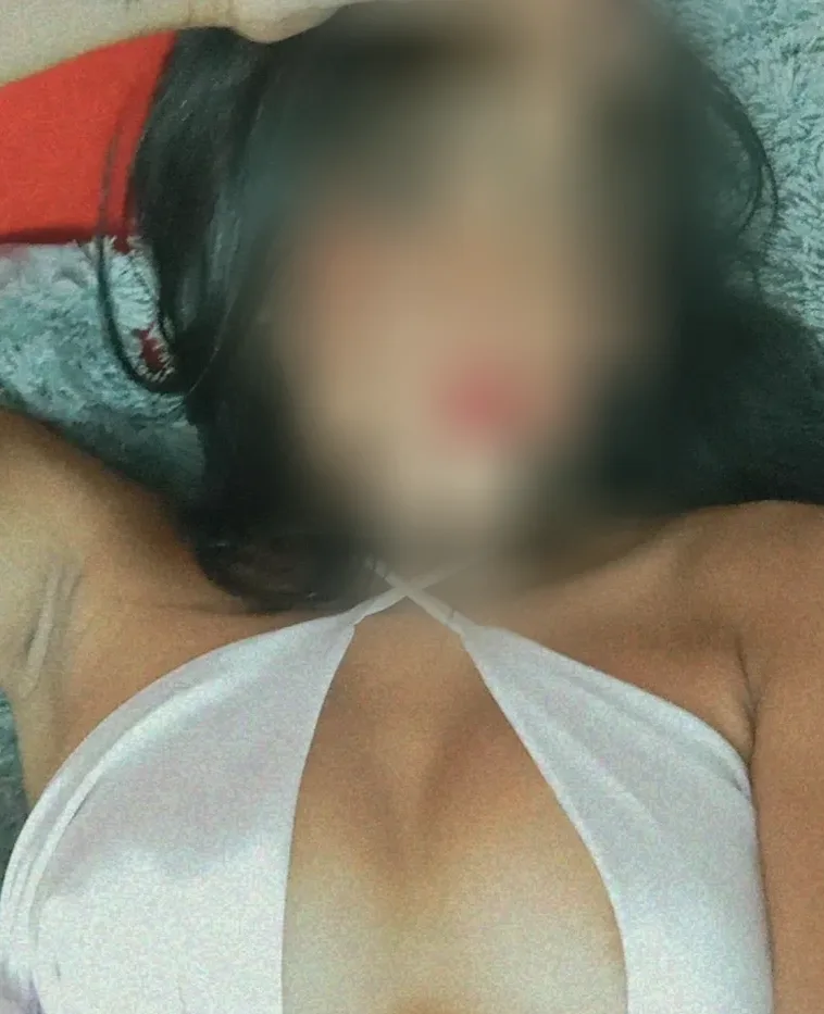 Salma, 25