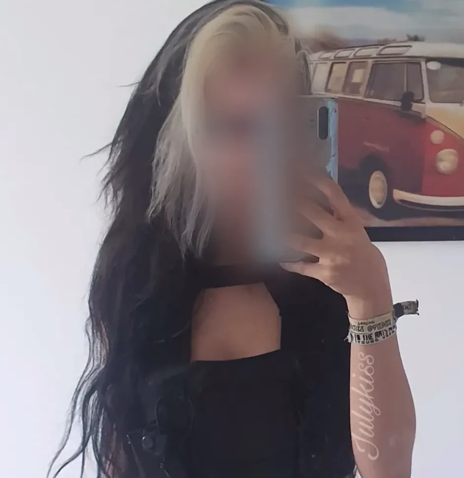 Shannon, 26