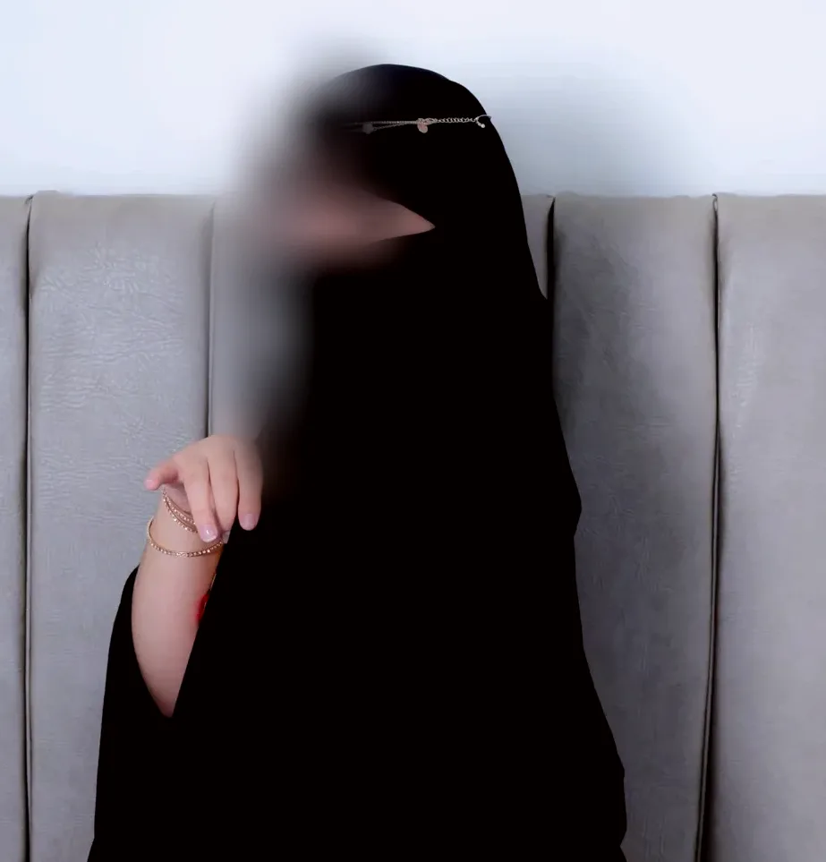 Sinead, 24